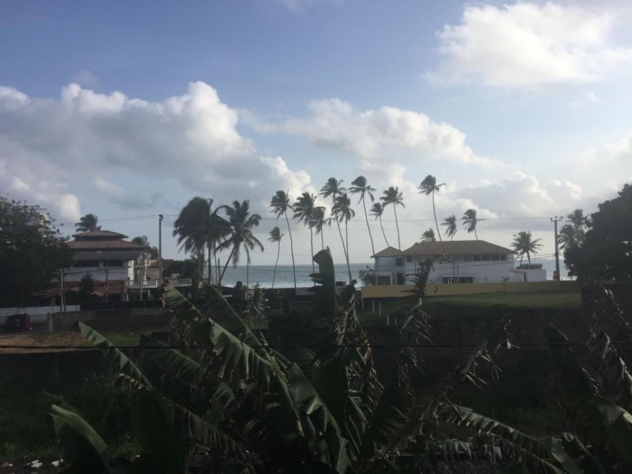 Ocean On House Guest House Unawatuna Exterior foto
